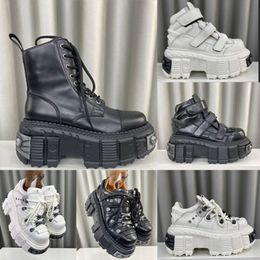 Tasarımcı Botlar Platform Spor Ayakkabı Tıknaz Ayakkabı Rockrunner Deri Erkek Ayakkabı Siyah 566