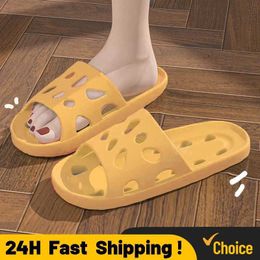 Slippers 2024 New Women Bathroom House Cheese Light Weight Water Leaky Beach Flip Flop Non-slip Pool Swimming Aqua Shoes Couple H240514