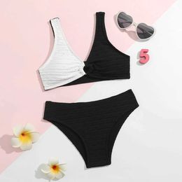 Two-Pieces Girls Bikini two-piece swimsuit childrens black and white childrens swimsuit 7-12 year old youth swimsuit cute beach suitL2405