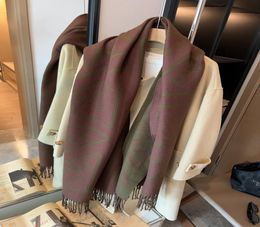 scarfs designers Scarf for Men Women Plaid Cheque Winter Warm Soft Wool Scarves with Tassel Large Tartan Wrap4718558