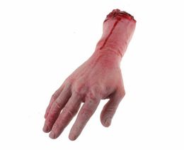 Christmas Decorations Bloody Horror Scary Halloween Prop Fake Severed Life Size Arm Hand House 2223Cm5565043