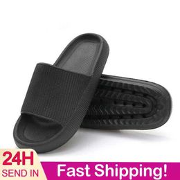 Slippers Trend Men Thick Bottom Indoor Platform Sandals Bathroom Slides Non Slip Shoes For Ladies Flip Flops Man H240514