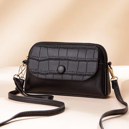 Small Bag 2023 Women's New Crossbody Women's Bag High-end Mini Handbag Versatile Middle-aged Mother Bag Mobile Phone Bag