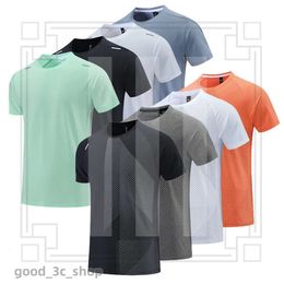 Mens Tshirts Quick Dry Men Running Tshirt Fitness Sports Designer T Shirt Top Gym Training Shirt Breathable Jogging Lululemo Sportswear Comfortable Breathable 666