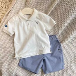 Childrens Clothing Summer Top Korean Version Versatile Pure White Polo Shirt Short Sleeved Tshirt and Shorts Baby Boy 240515