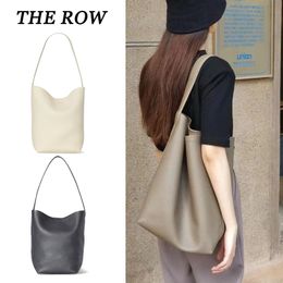 The row Park shopper Designer the tote Bag luxurys Leather Bucket handbags Fashion weekend Lady drawstring bag Womens Mens crossbody clutch travel Shoulder bags