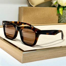 Fashion Super Sunglasses For Men Women 5497 Designer Stylish High Street Summer Beach Style Anti-Ultraviolet Retro Plate Acetate Full Frame Glasses Random Box