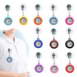 Pocket Watches Fluorescent Skl Head Clip Watch Pin On With Secondhand Stethoscope Lapel Fob Badge Brooch Quartz Second Hand Pattern De Otaf4