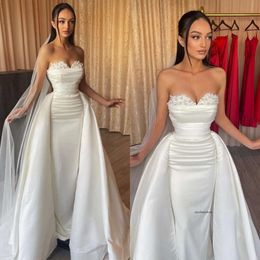 Vintage A Line Dresses Pearls Sweetheart Satin Wedding Dress Overskirts Long Designer Bridal Gowns Sweep Train 0515