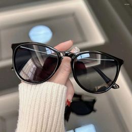 Sunglasses Round Women Brand Designer Vintage Cat Eye Sun Glasses Female Fashion Outdoor Black Retro Mirror