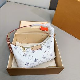 24SS Womens Luxury Designer New Lunch Bag Handbag Shoulder Underarm Purse Delicate And Cute 21CM