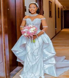 Afrykańska sukienka ślubna syreny 2024 Sheer szyi z koralikami Pearls Suknia ślubna Odłączona pociąg Długie rękawy Plus rozmiar