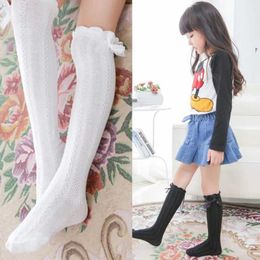 Skarpetki dla dzieci 2-12t Baby Girl Knee High Socks Dziecięce miękkie bawełniane koronkowe skarpetki dla dzieci szkolne skarpetki średnie cielęce ciepłe legsl2405