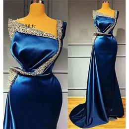 Ny kungblå satin sjöjungfru formella aftonklänningar för kvinnor kristallpärlor plus storlek prom party klänningar mantel de äktenskap 0515