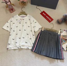 Top girls dress suit summer baby tracksuits kids designer clothes Size 90-140 CM Animal patterns short sleeved and Pleated skirt 24April