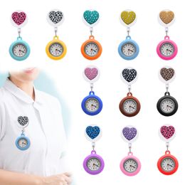 Outra decoração da casa Spotted Love Clip Pocket Watches Relógios de Hospital Retrável Medicina Badge Reel Doctor Nurse Observe Mulheres e homens OTLBM