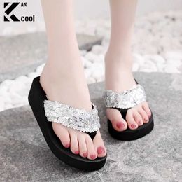 Slippers Fashion Wedge Heels Women Flip Flops Summer Thick Bottom Sandals Platform Soft Beach Shoes Non-Slip Slides New H240514