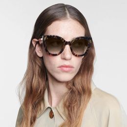 Sunglasses Fashion Oversized Cat Eye Women Retro Leopard Shades UV400 Men Trending Oval Sun Glasses Lentes De Sol Mujer