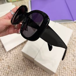 Square Oversized Sunglasses Black/Dark Gey Lenses Women Summer Sunglasses Designer Glasses Sunnies Lunettes de Soleil UV400 Eyewear