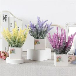 Decorative Flowers 2Pcs/Lot Artificial Flocked Plastic Lavender Bundle Fake Plants Wedding Bridle Bouquet Indoor Home Kitchen Office Table