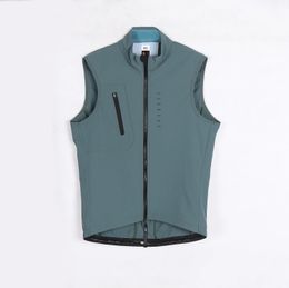 SPEXCEL All Classic Lightweight Windproof Vest Cycling Mens Wind Gilet Stretch fabric With Two Way Zipper 240515