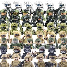Kitchens Play Food Modern Urban Police Special Forces Digital Building Blocks WWII German Army Soldiers Camouflage Ghost Assault Team Military Weapon Toys S24516