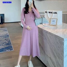 Maternity Dresses Autumn Winter Fashion Knitted Maternity Long Dress V Neck A Line Slim Pleated Ruffle Clothes for Pregnant Women Pregnancy Y240516