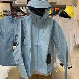 Technical Outerwear Jackets Men's Shell Jackets LT Men's GTX Waterproof and Waterproof Hooded Hard Shell Sprinkler Clip 325J