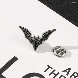 Brooches Wannee Halloween Bat Brooch Creative Dark Metal Badge Punk Personality Accessories