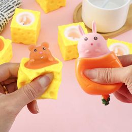 Decompression Toy Creative decompression cute cheese mouse cup pinch music squeeze vent squirrel toy H240516