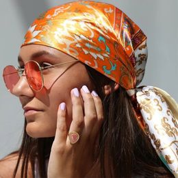 90*90CM Shawls Fashion Beach Sunscreen Silk Scarves Europe And America Kerchief Print Square Bandannas 240515