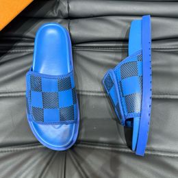 Scaffi a scacchiera di lusso Slide casual casual comode pantofole traspirabili sandalo scarpe da interno esterno da esterno streetwear di alta qualità