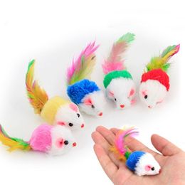 20 Stcs Fleckfarbene Federschwanz, zwei farbige kleine Maus -Großhandel -Katzenspielzeug, realistische Plüschmaus -Simulationsmaus