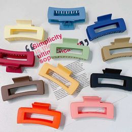 Hair Clips Barrettes New colored rectangular hollow large hair claw suitable for women thick and long bracket clip tooth fashionable accessories