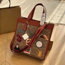 10A Fashion Classic Designers Cross Women Nylon Belts Carry Field Designer Coin Bag High Quality Tote Handbag Bags Purse Body Totes Lea Nucb