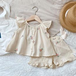 Clothing Sets Girls' Summer Fashion Set Children's Flower Print Flying Sleeve Top Shorts Two Piece Cute Little Girl Refreshing