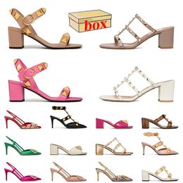 Womens Designer Sandals High Heels Rivet Pointed Manual Customized With Box Slides Lady Sexy Platform Leather Luxury Wedges Heel Pumps Loafers Silver Pink Slippers