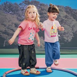 Hose Amila 2024 Sommer New Childrens Bottom Net Color Lose Bein Denim Casual Hosen mit Mode 0-6 Jahre alte Kleidung 2405