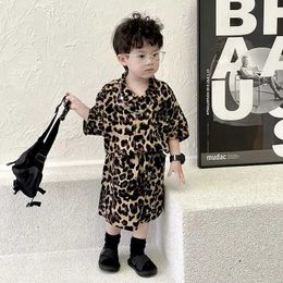 Clothing Sets 2024 Childrens Set New Boys Summer Clothing Baby Short Sleeves Single Chest Leopard Print+Shorts Loose Childrens Set WX