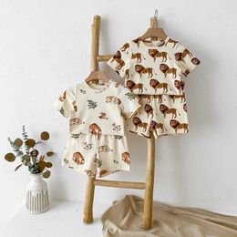 Clothing Sets Childrens clothing set summer boys clothing set animal printed pure cotton T-shirt and shorts 2-piece childrens track and field set WX