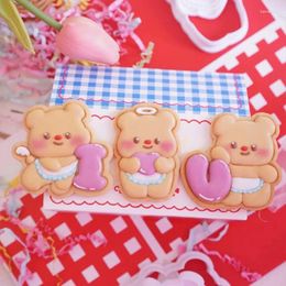 Baking Moulds 3pcs/set Cartoon Butter Bear Cookies Cutters Embossing Childrens Day Fondant Biscuit Accessories And Tools Cakes Decor