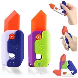 Decompression Toy Adult luminous Fidget sensor toy small plastic retractable carrot knife prop pressure reducing 3D printing gravity radiation knife toy B240515