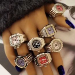 Wedding Rings Vintage Punk Finger Mini Elastic Band Alloy Couple Ring Jewellery Clock Roman Quartz Womens Q240514