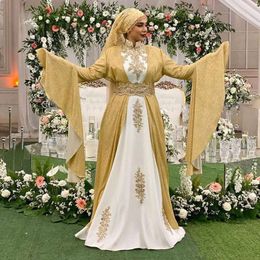 Glitter traditionell muslimska bröllopsklänningar guld brudklänning med flare ärm kontrastfärg en linje arabisk dubai kalkon kvinnors mantel mariage 0516