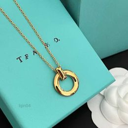 Luxury Brand Pendant Necklace Gold Plated Designer Simple Style Long Chain Jewelry Womens New Wedding Birthday Gift with Box X1NG