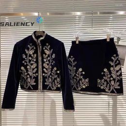 Work Dresses Retro French Two Piece Suit 2024 Autumn Sequins Leaves Embroidery Velvet Short Jacket Mini Skirt Set Vestido