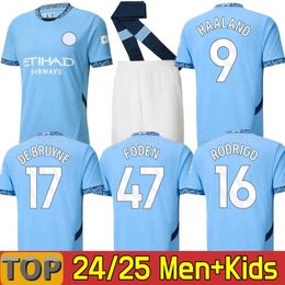 24 25 Erling Haaland MANS CITIES SOCCER JERSEYS FODEN GREALISH J.ALVAREZ DE BRUYNE DOKU 2023 2024 2025 KOVACIC RODRIGO PHILLIPS football tops shirts kids kit S M L XL XXL