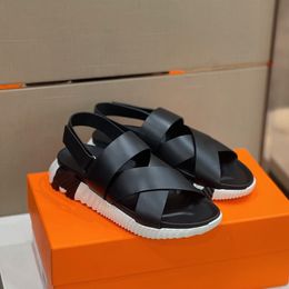 Summer Luxury Brand Men Electric Sandals Shoes Light Sole Calfskin Leather Strappy Walking High Quality Daily Footwear Comfort Beach Flats Designer Sandal Shoe Box