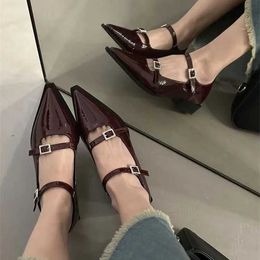 Dress Shoes 2024 Spring Autumn Women Mary Janes Patent Leather Low Heels Square Toe Shallow Buckle sneakers for women H240516