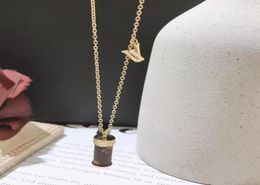 Womens Design Necklace Faux Leather 18K Gold Plated Stainless Steel Necklaces Choker Chain Letter Pendant Europe America Fashion W7494982